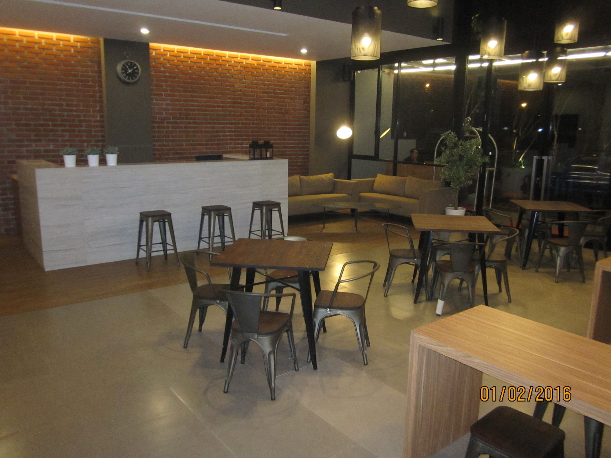 Maxley Hotel At Arjuna Jakarta Ngoại thất bức ảnh